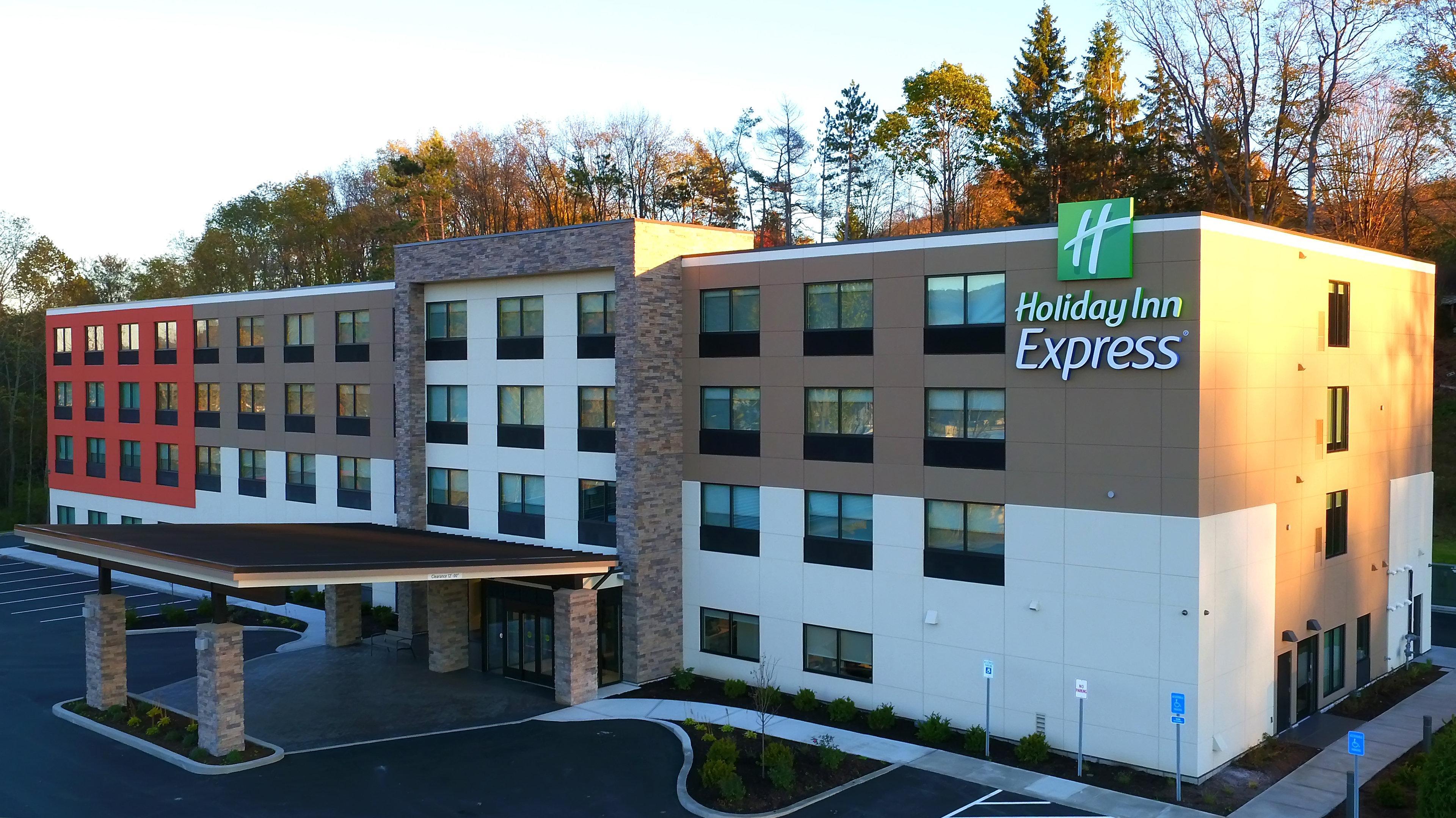 Holiday Inn Express Oneonta By Ihg Binghamton Exterior foto